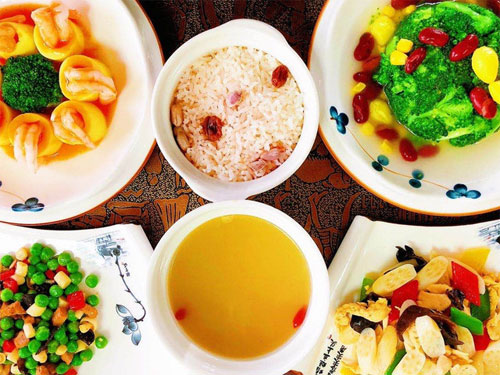 西安縱享怡月母嬰月子會(huì )所月子餐