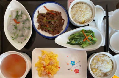 萌諾樂(lè )樂(lè )雅養生月子會(huì )所月子餐